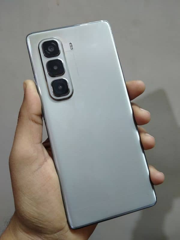 Infinix hot 50 pro+ 0