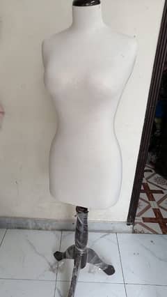 female mannequin