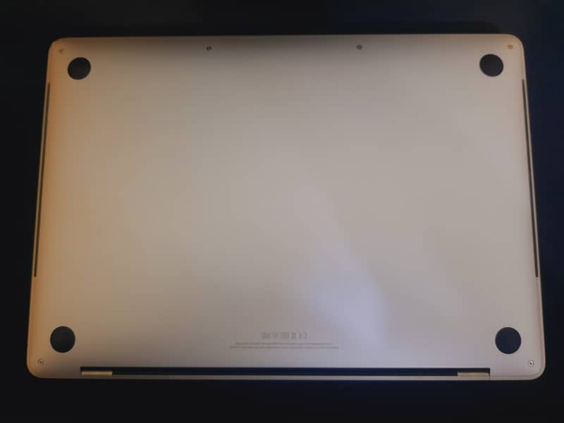 Apple MacBook Pro 2018 | 16GB RAM | 500GB SSD | Touchbar | 13 Inches 1