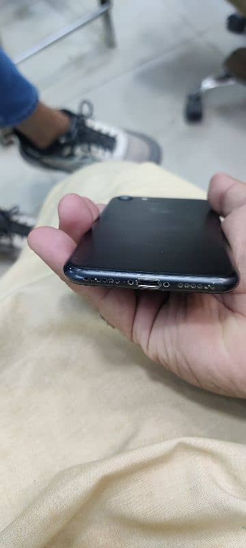 Iphone 7 Non Pta 32gb with fingerprint working 8