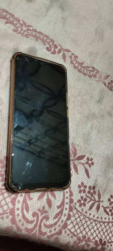 infinix Hot 9 condition 10 by 5 penal chenj hy 2