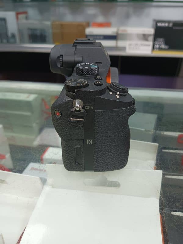 Sony Alpha a7 II Mirrorless Digital Camera (Body Only) 3