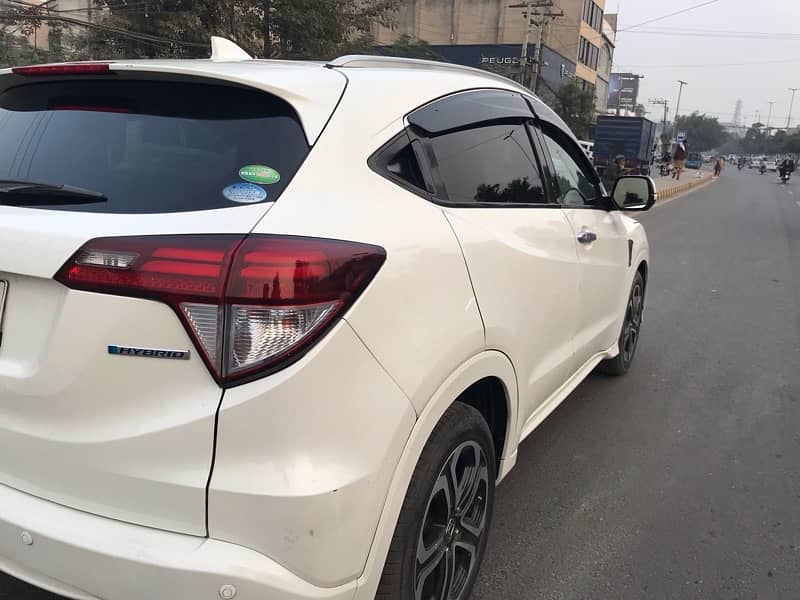 Honda Vezel 2015 0