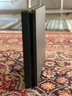 PS4 great condition, very clean used a little