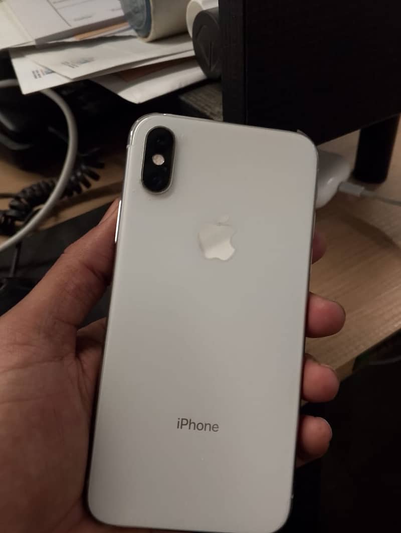 Apple iPhone XS - 64GB (Non-PTA) 2