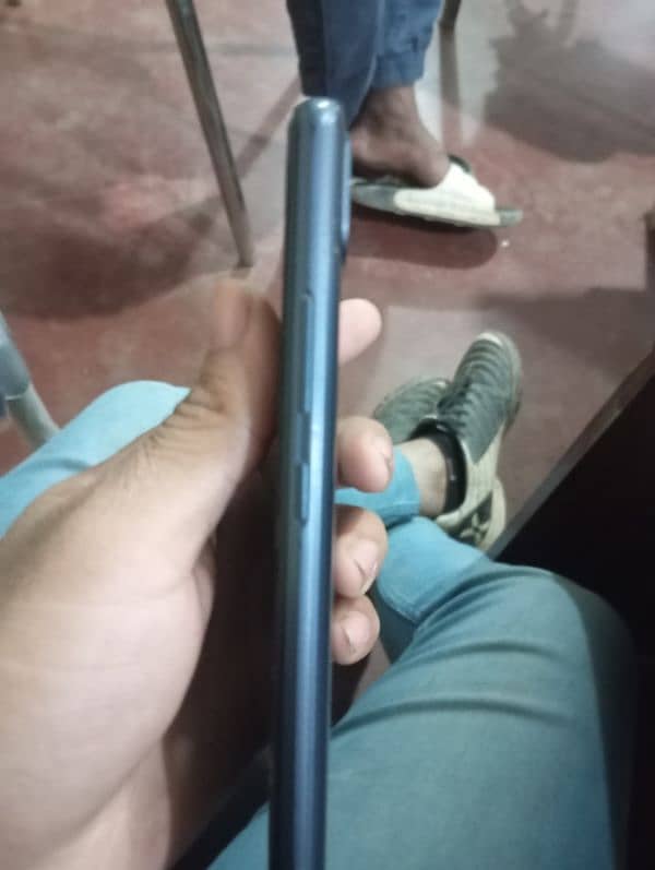 Realme c25s 4