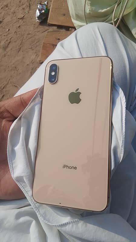 iPhone Xs Max Factory Unlock Non PTA 1