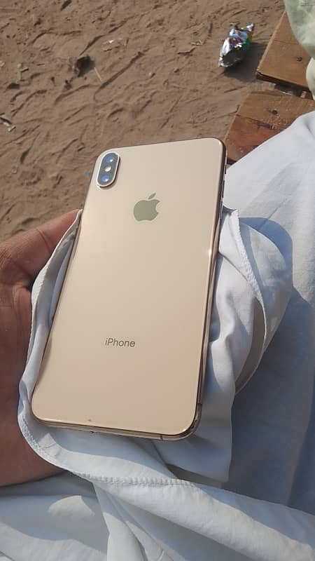 iPhone Xs Max Factory Unlock Non PTA 3