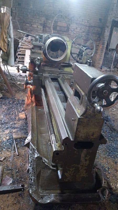 8ft lathe machine 0