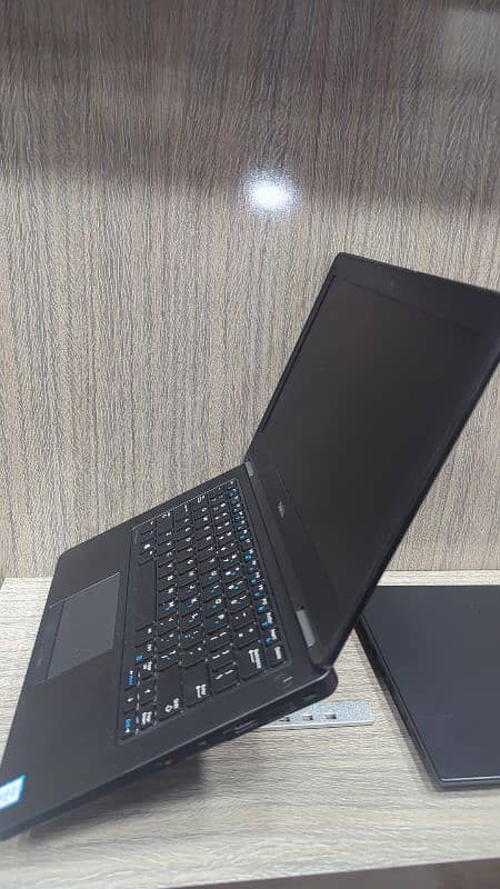 Dell latitude e5270 2