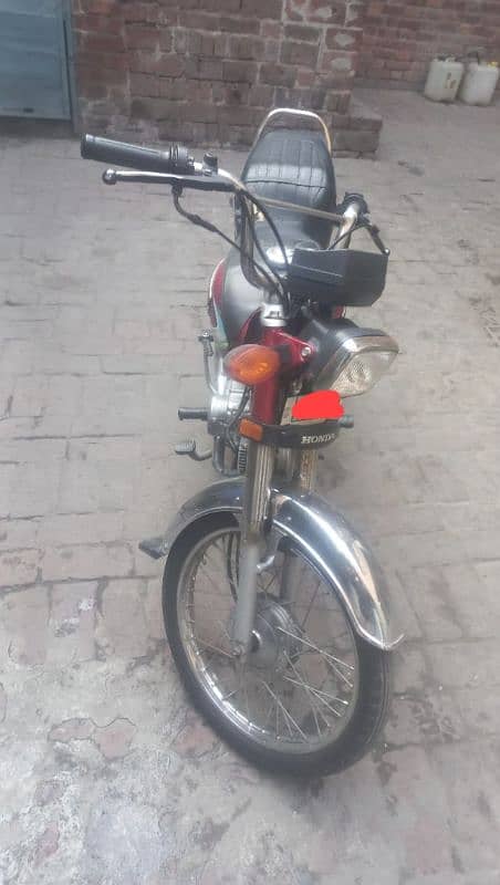 honda CD 70 bike for sail 1