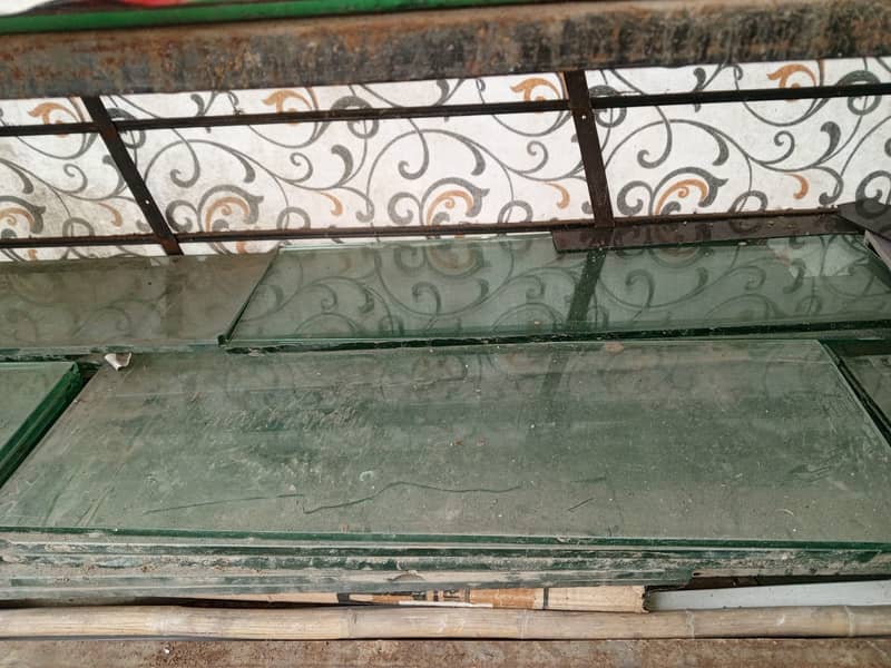 12mm Glass shelves for sale 14