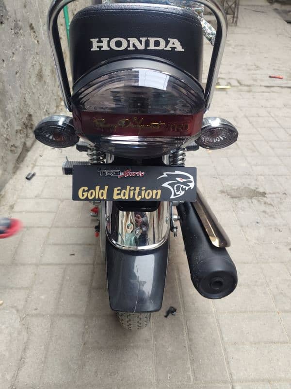 Honda 125 gold edition pesh invoice serial is EG185 3