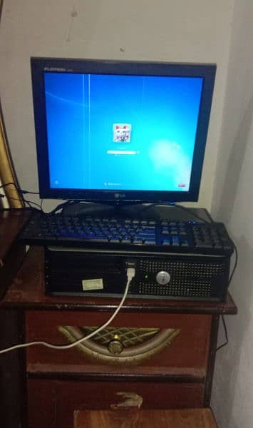 Dell full setup core 2 duo, 4gb ram, 250gb Hard 2