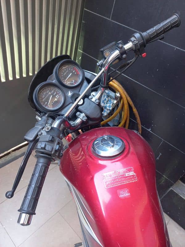 Honda  CB 125F ( Model  2019 )  Total Genuine 2