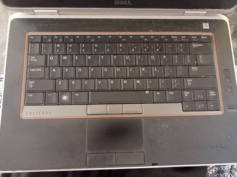 Dell laptop latitude e6400 1