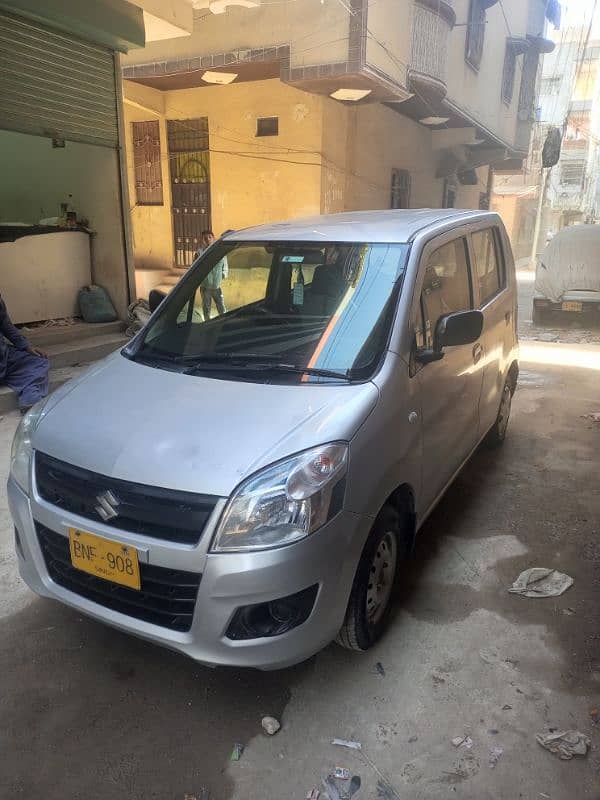 Suzuki Wagon R 2018 1