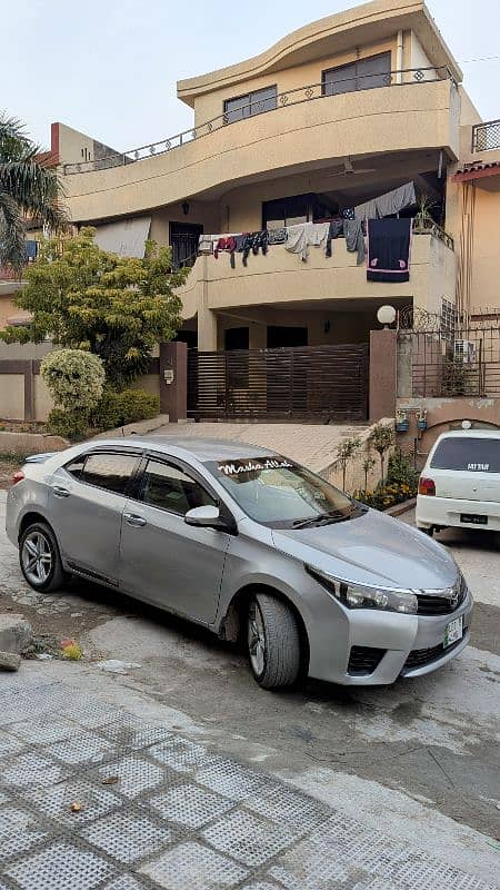 Toyota Corolla GLI 2015 1