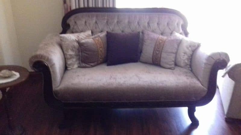 4 seater sofa , drawing room sofa 2