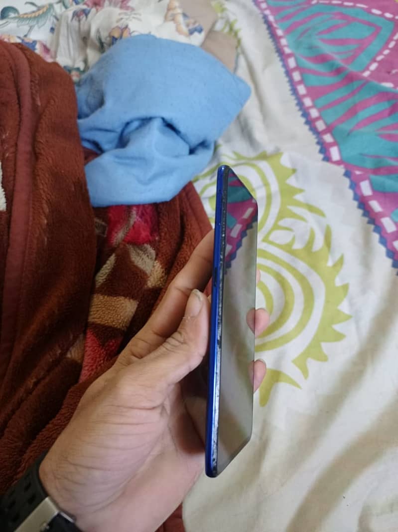 vivo v15 pro with box exchng possible 9