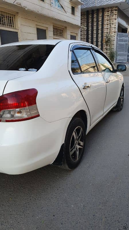 Toyota Belta 2012 3