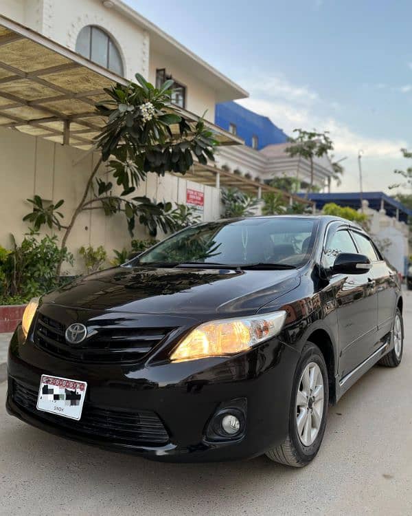 Toyota Corolla Altis 2012 Automatic Custronic 2