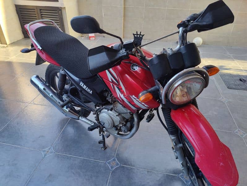 Yamaha YBR 125G 11