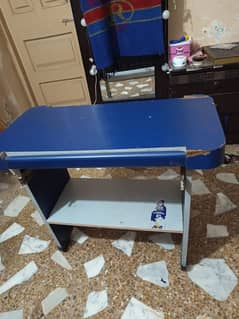 computer  table