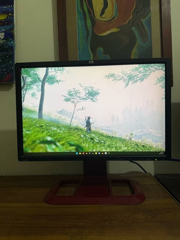 HP 24 Inch LCD 1