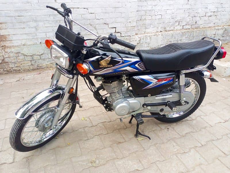 HONDA CG 125 APPLIED FOR 2025 MODEL LIKE A NEW BIKE 5