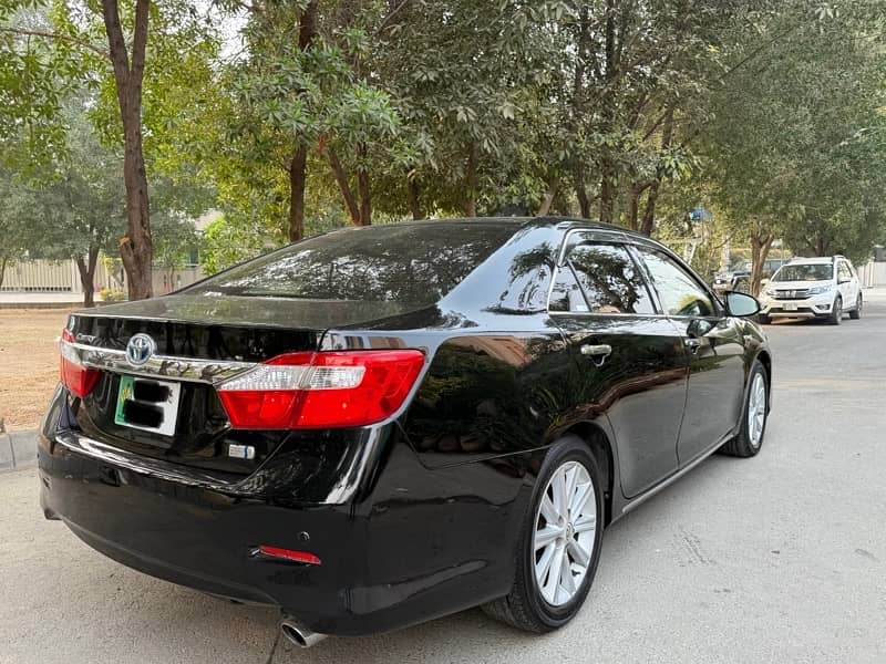 Toyota Camry 2012 4