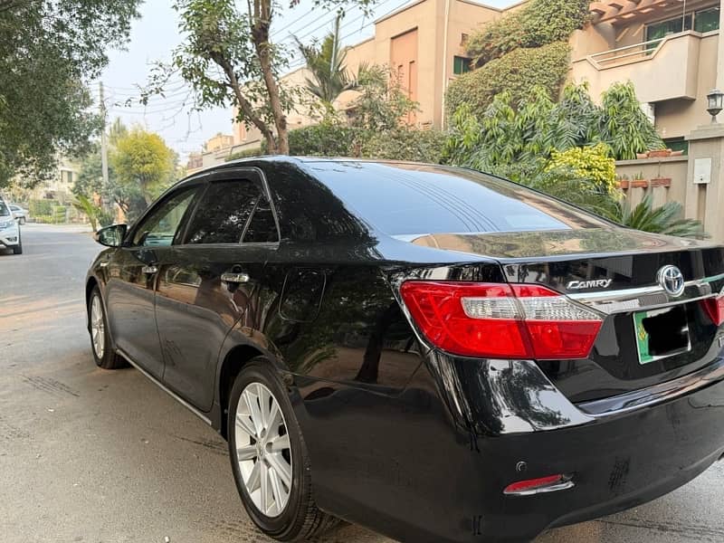 Toyota Camry 2012 5