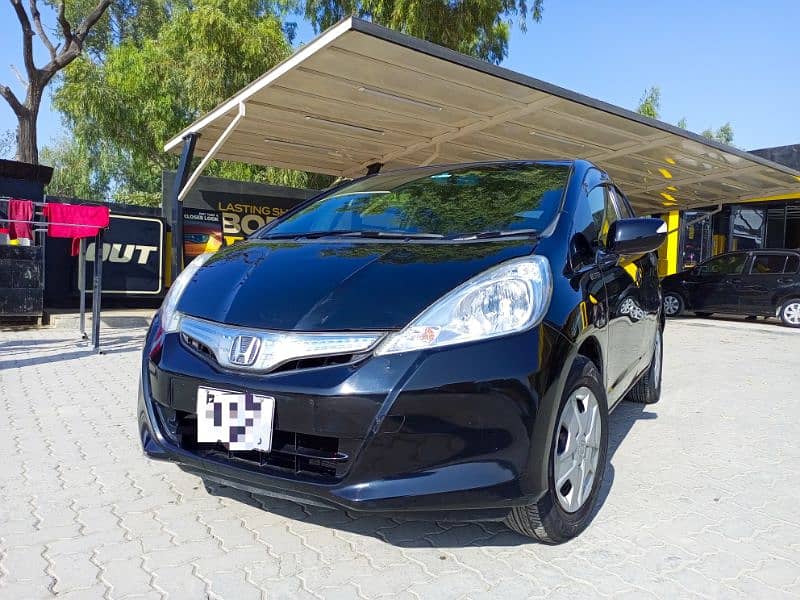 Honda Fit 1.3 Hybrid 10th Anniversary. Model 2012, Import 2015. 13