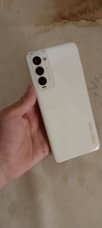 TECNO CAMON 18T WITH BOX CHARGER 0