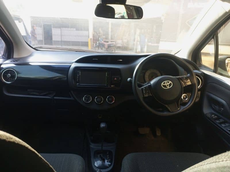 Toyota Vitz 2018 5