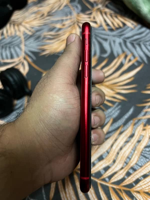 Iphone 11 Red 128GB Factory Unlock Non PTA 4