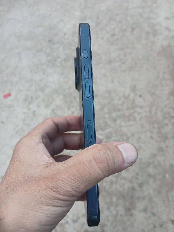 iphone 15 pro max blue titanium 7