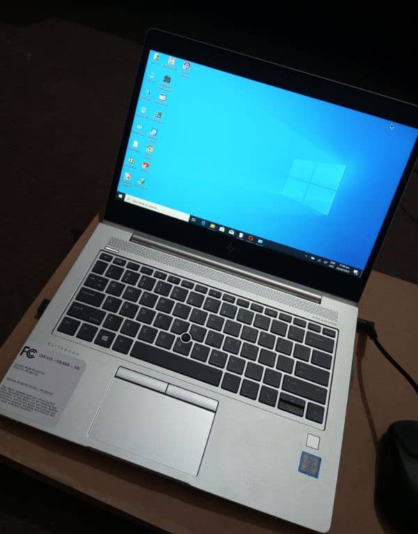 HP EliteBook 830 G6 Notebook 0