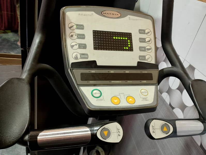 Japanese  electric exercise cycle  for gym and weight loose 3