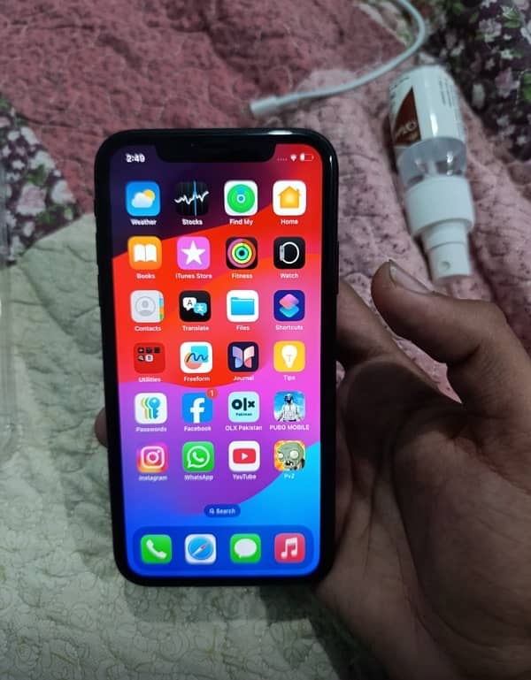 iPhone 11 128gb jv 1