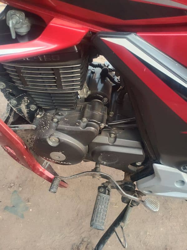 Honda CB 150F 2021 model 03004527929 4