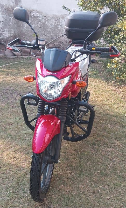 Suzuki GR 150  Model 2022 1