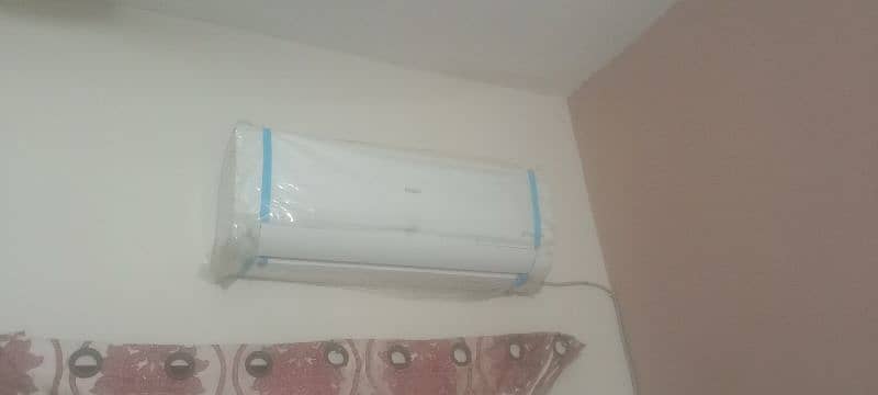 1 ton haier d. c inverter ac 0