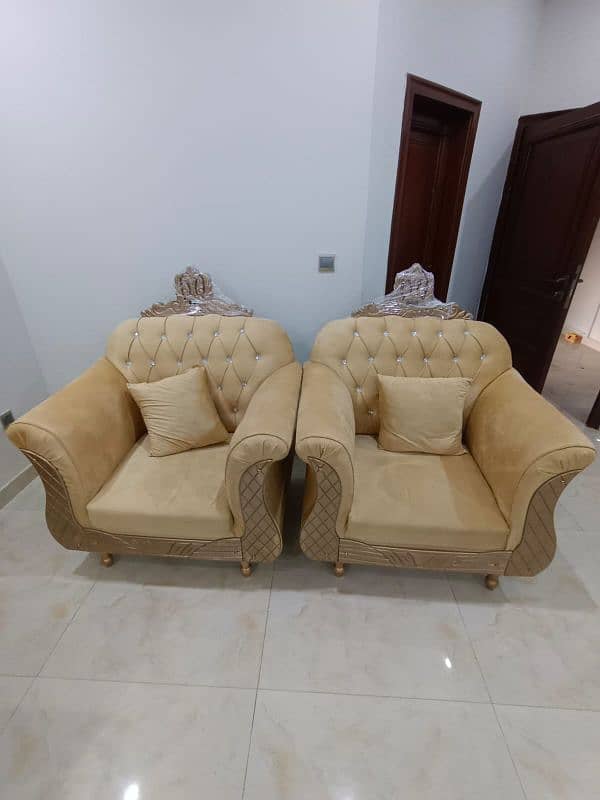 7 Seater sofa 2