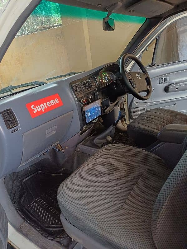 Toyota Hilux Double cabin 7