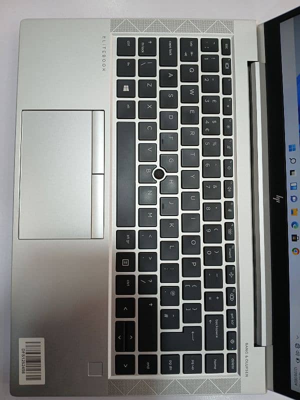 HP ELITEBOOK 840 G7 6