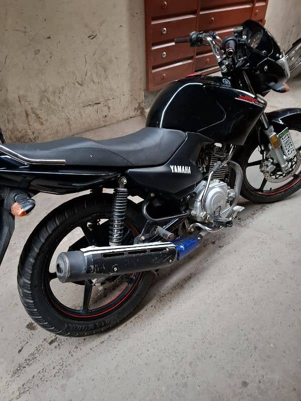 ybr 125 all ok lush condition 2020 model punjqb number 11