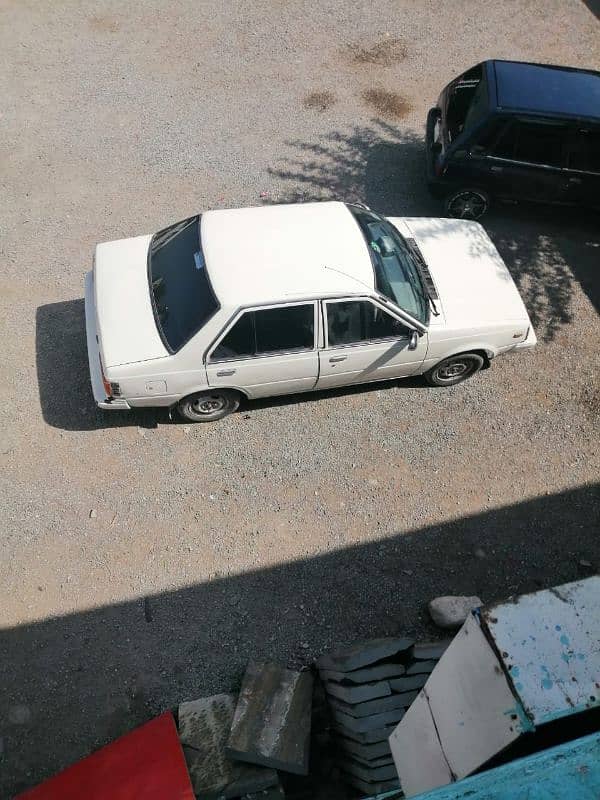 Nissan Sunny 1983 3