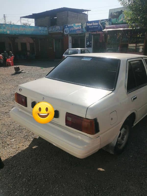 Nissan Sunny 1983 4