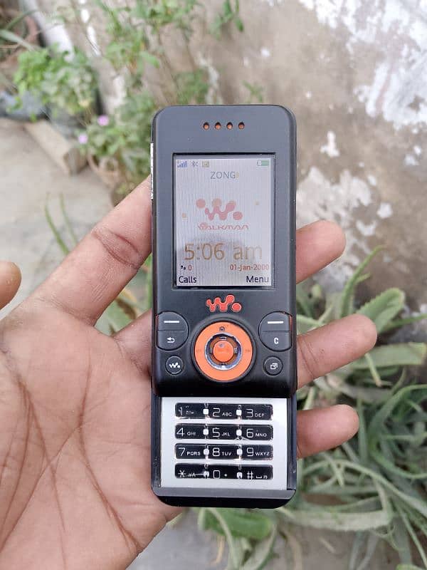 Sony Ericsson w580 call 03282973951 0